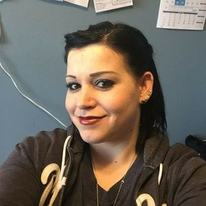 Meet your Posher, Trish